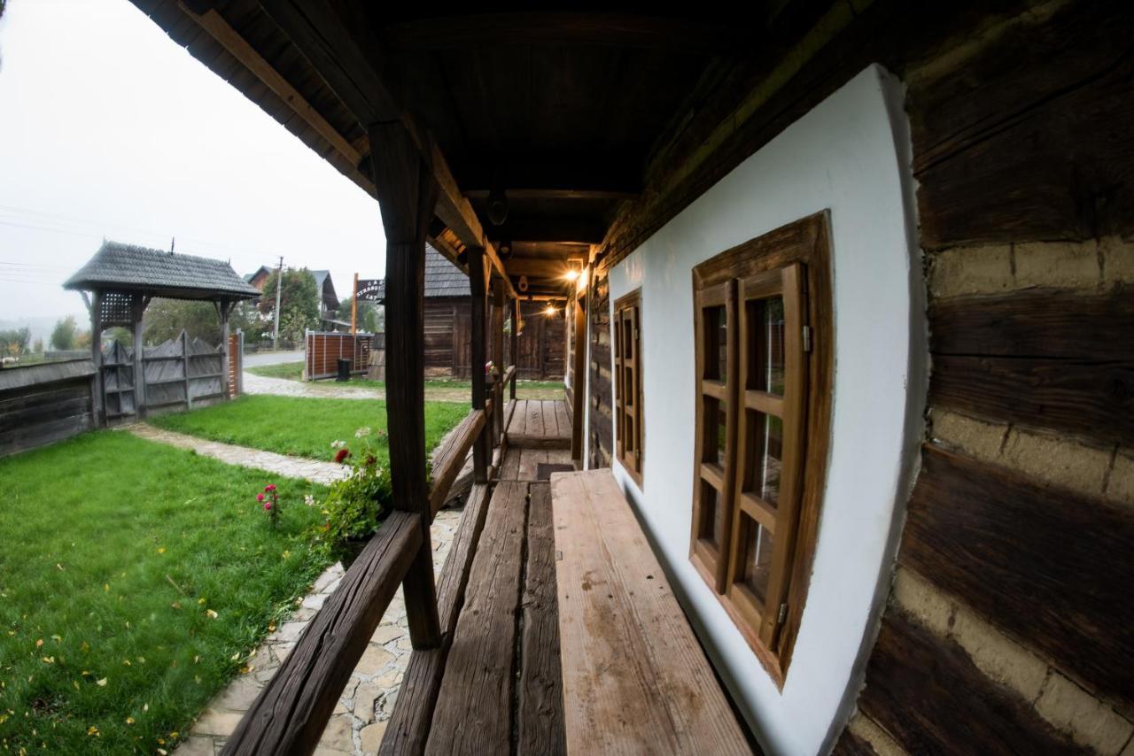 Hotel Casa Strabunicului Partestii de Sus  Exteriér fotografie